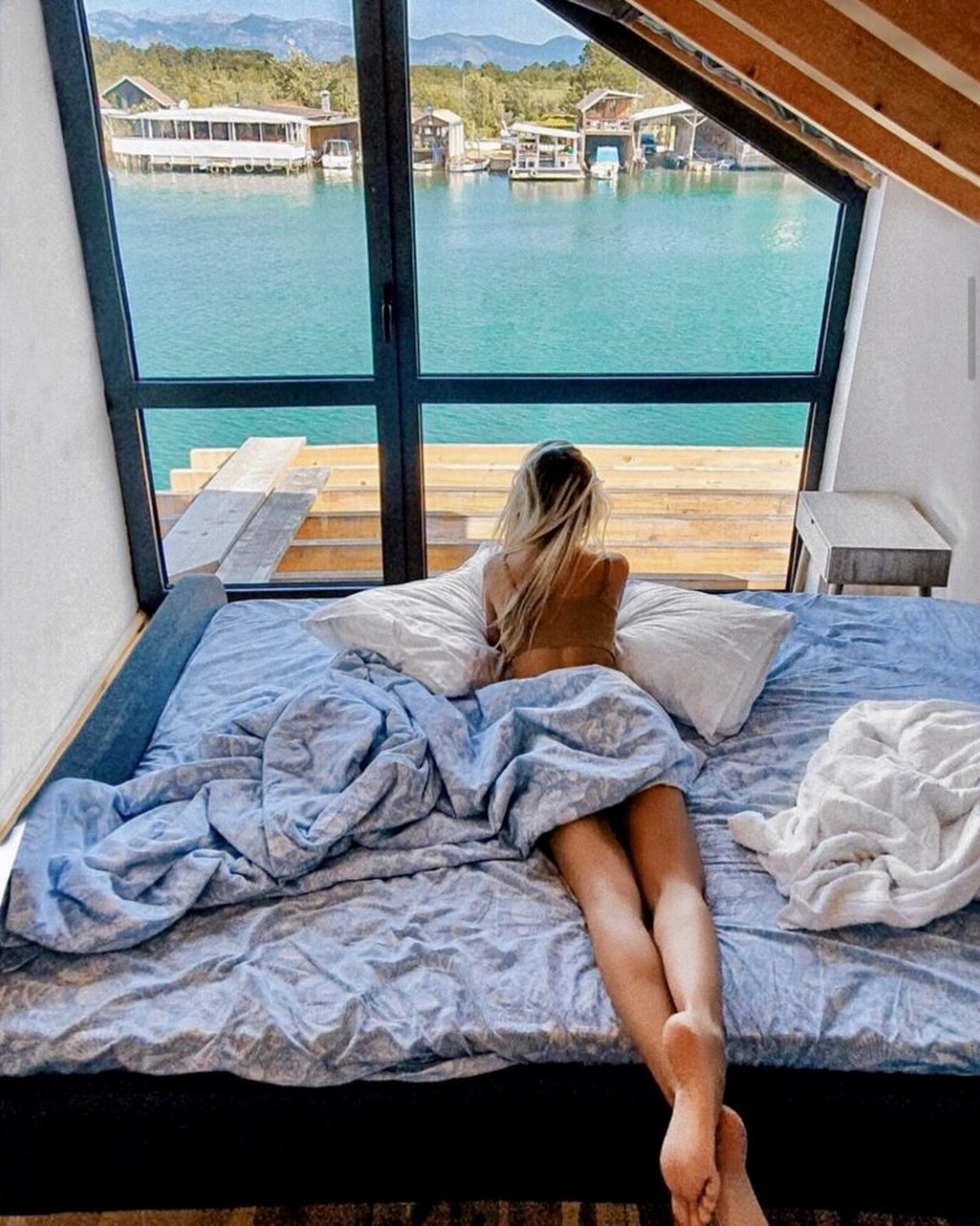Ada Bojana — river houses & boat trips
