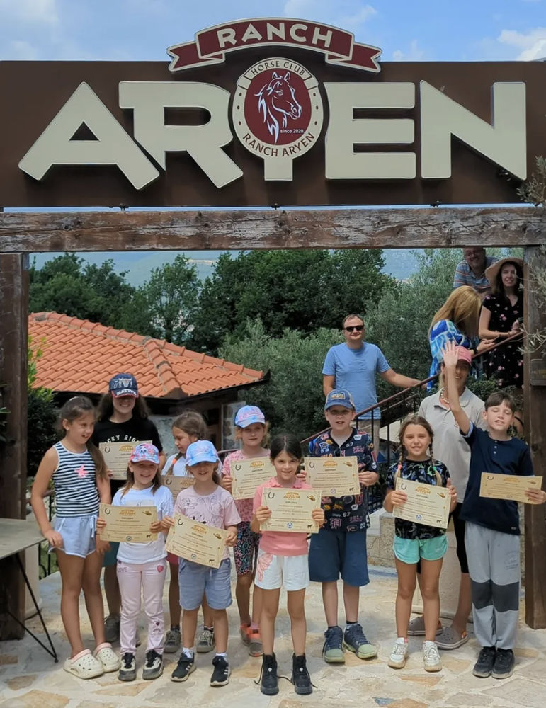 Ranch Aryen: Horse riding, ZOOpark, Restoran