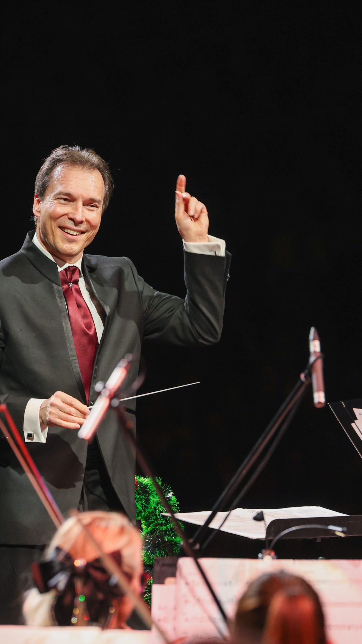 Svečano zatvaranje 39. Barskog ljetopisa - Ljetnji muzički vatromet: Virtuozi & maestro Bojan Suđić, Ljetnja pozornica Doma kulture